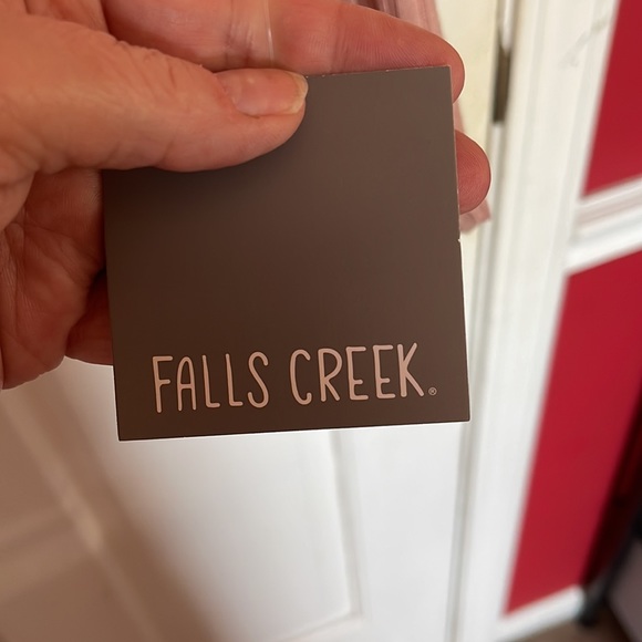 Top - Picture 4 of 8